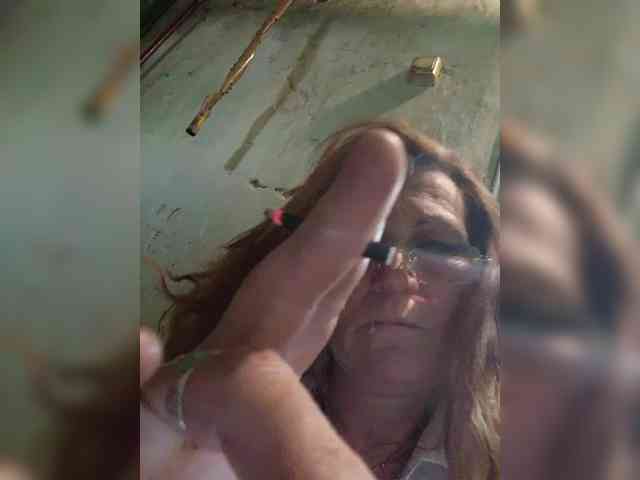 1CrazyPussy webcam