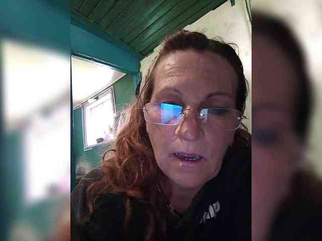 1CrazyPussy webcam