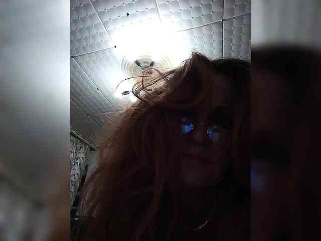 1CrazyPussy webcam
