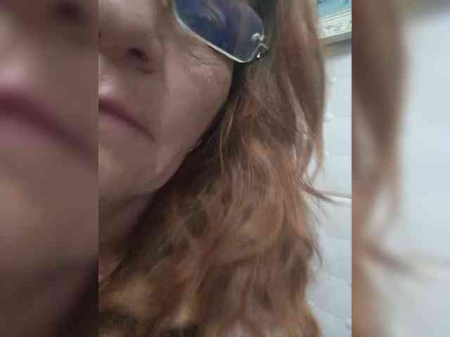 1CrazyPussy webcam