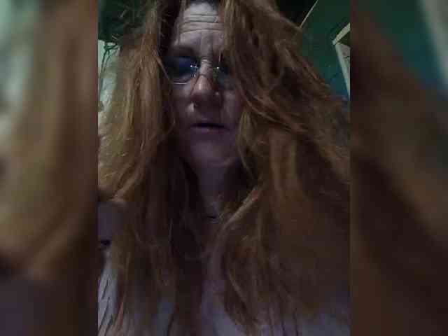1CrazyPussy webcam