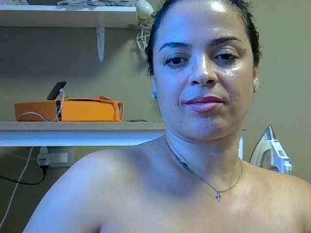 sexysexy345 webcam