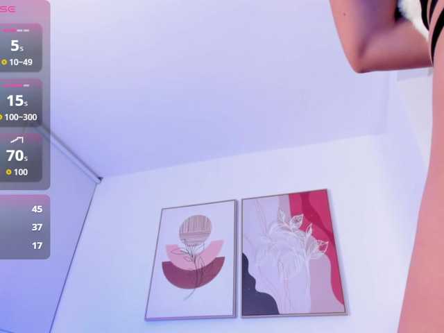 Discover Sofia-Jones, she wants to masturbate for you Sofia-Jones from BongaCams