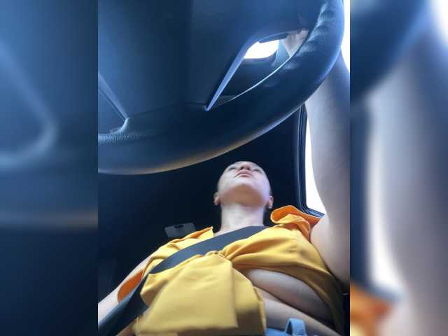 Sofia-Jones's BongaCams show and profile