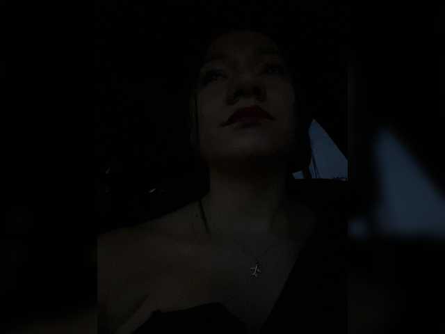 Sofia-Jones's BongaCams show and profile