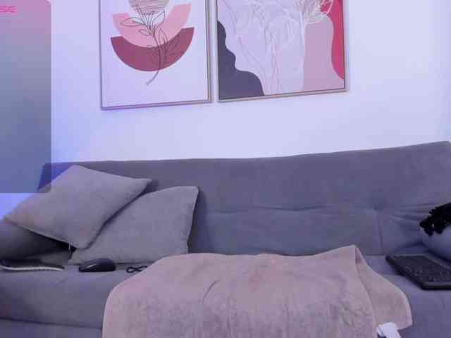 Sofia-Jones Sofia-Jones