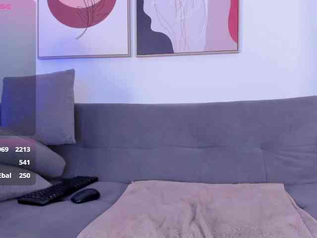 Sofia-Jones Sofia-Jones