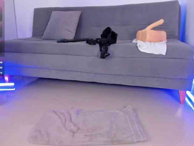 Sofia-Jones webcam