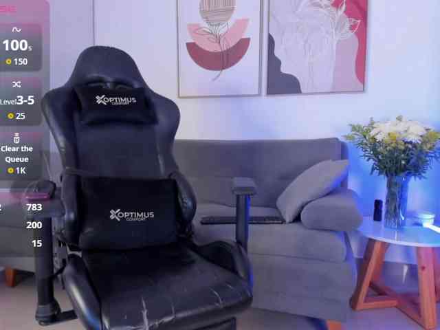 Sofia-Jones Sofia-Jones