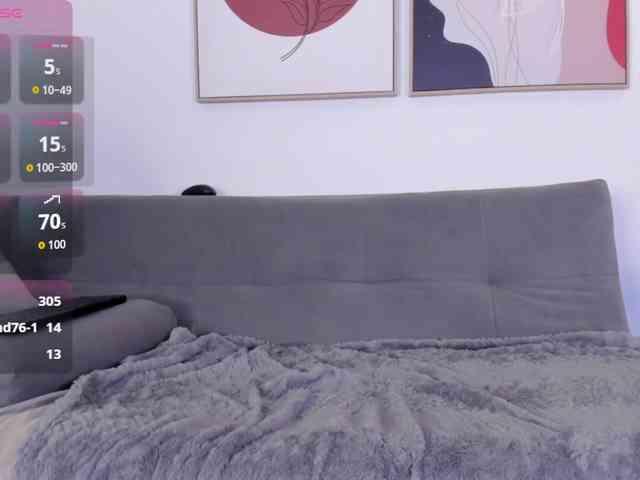 Sofia-Jones webcam