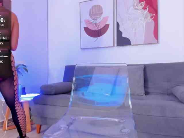 Sofia-Jones webcam