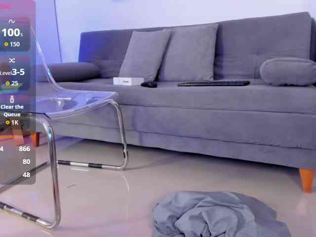 Sofia-Jones webcam