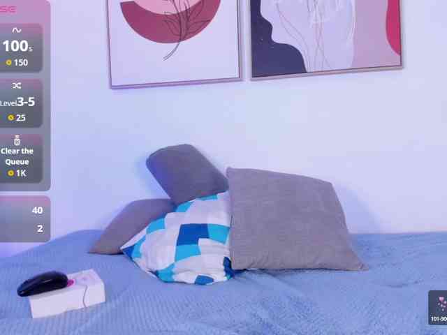 Sofia-Jones webcam