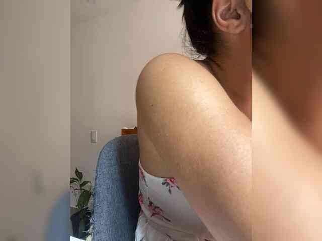 Sofia-Jones Sofia-Jones