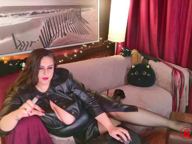 EmmaMelonie's BongaCams show and profile