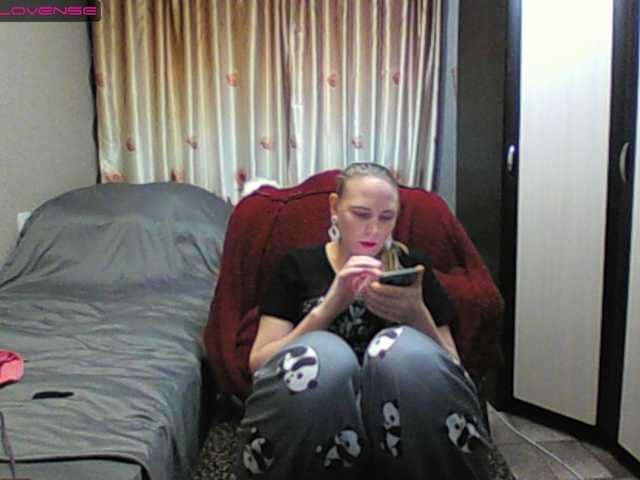 Sona891's BongaCams show and profile