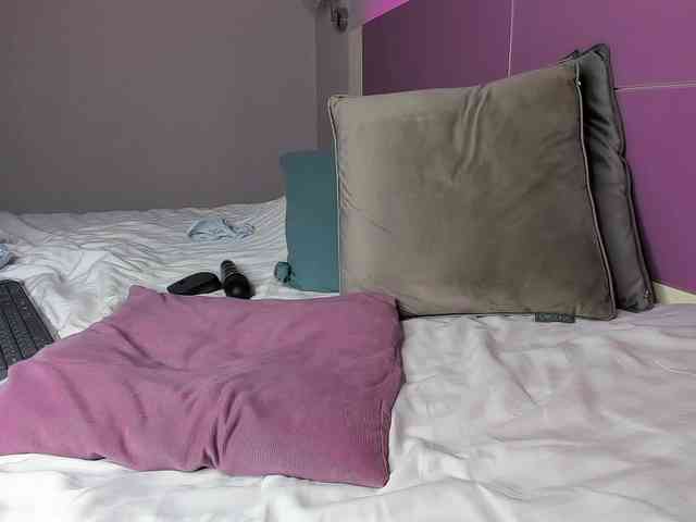 NaughtyBlond4 NaughtyBlond4