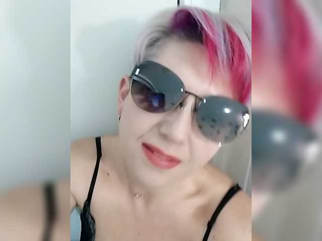 go to chat with ___---___