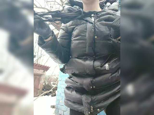 BUSINKA-25's BongaCams show and profile