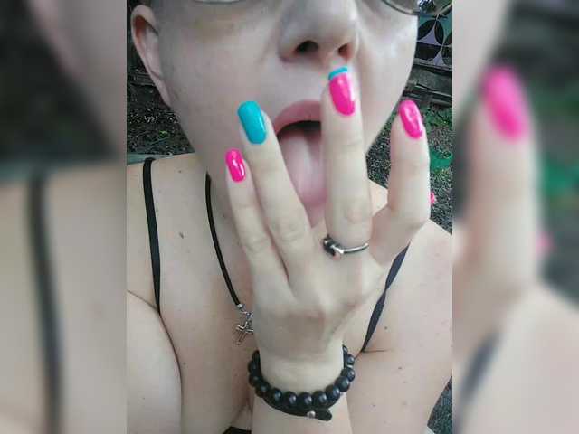 BUSINKA-25 Live Webcam on BongaCams
