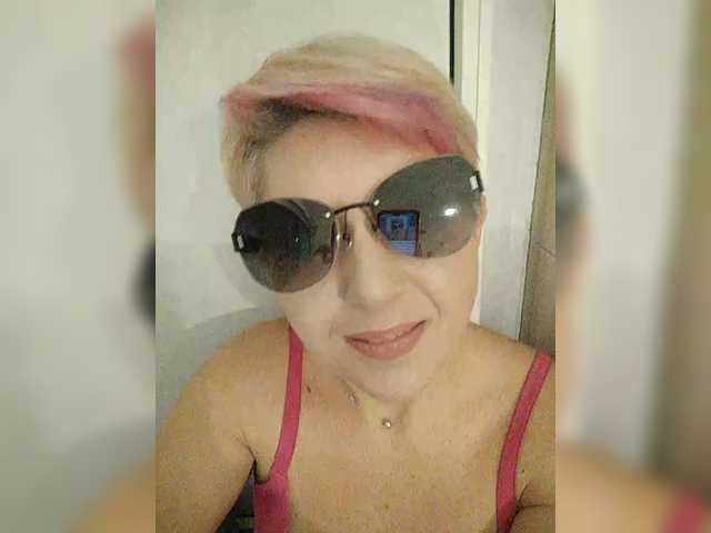 BUSINKA-25 from BongaCams is Freechat