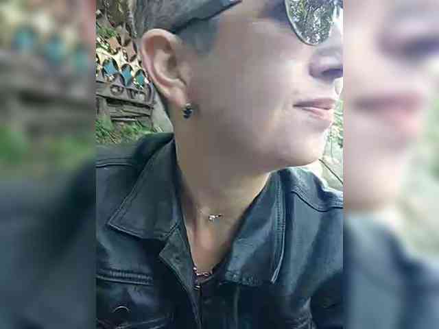 flirt chat BUSINKA-25