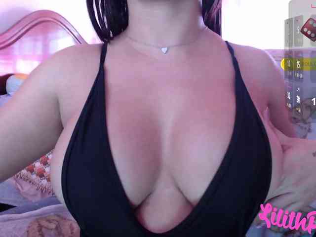 Lilith-Petite webcam