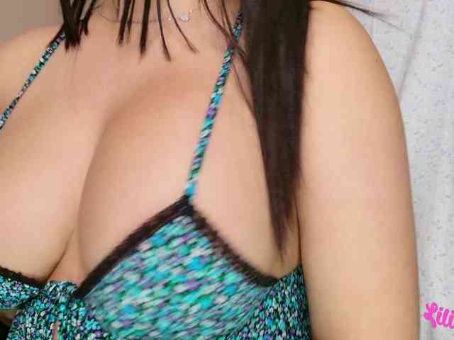 Lilith-Petite webcam