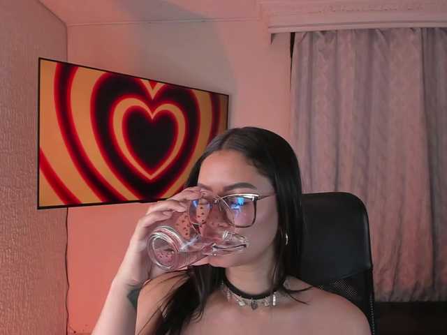 PaulinaBelush's BongaCams show and profile