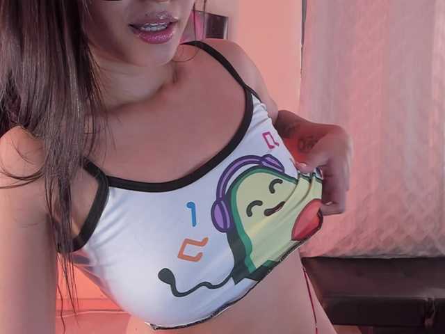 PaulinaBelush's BongaCams show and profile