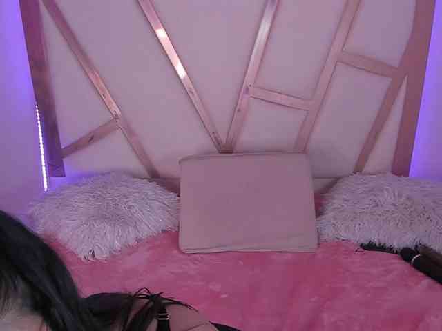 PaulinaBelush webcam