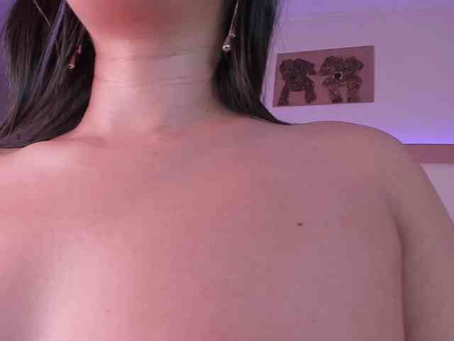 PaulinaBelush webcam