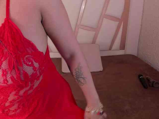 PaulinaBelush webcam