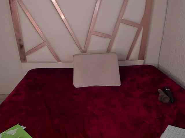 PaulinaBelush webcam