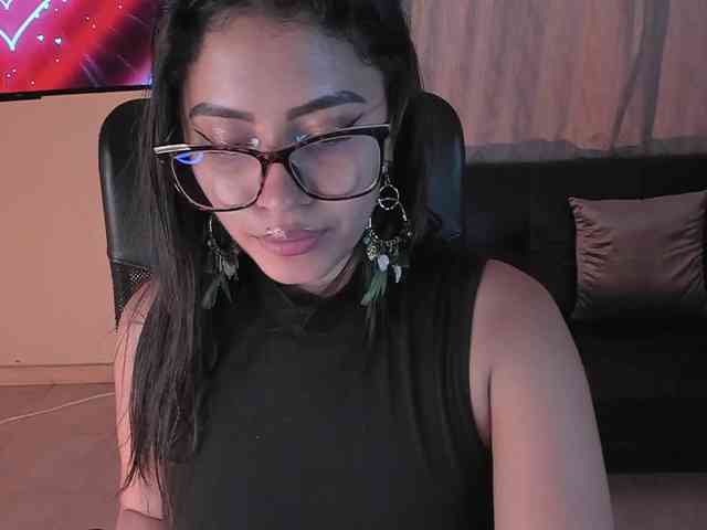 PaulinaBelush webcam