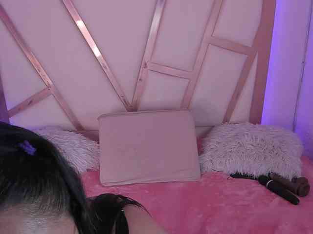 PaulinaBelush webcam