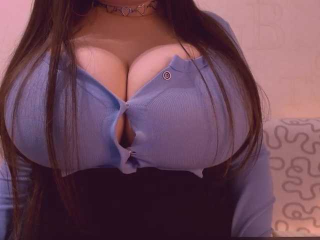 juliajam1's BongaCams show and profile