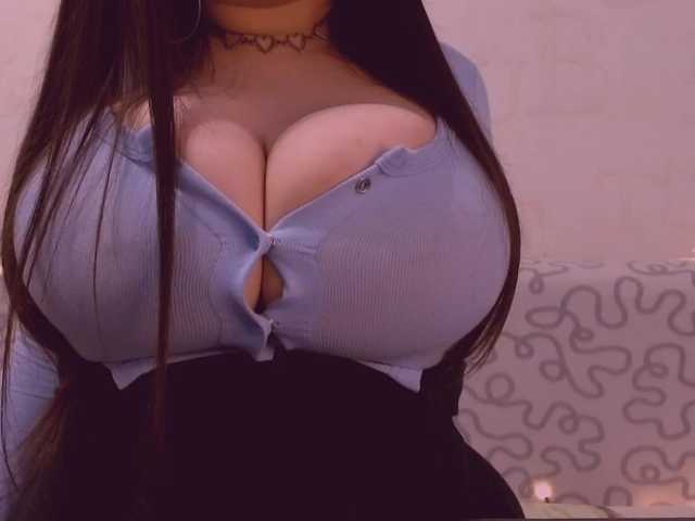 juliajam1's BongaCams show and profile