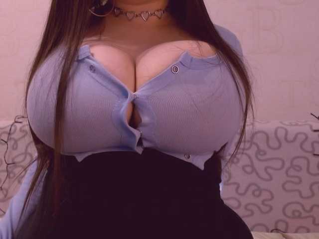 juliajam1's BongaCams show and profile