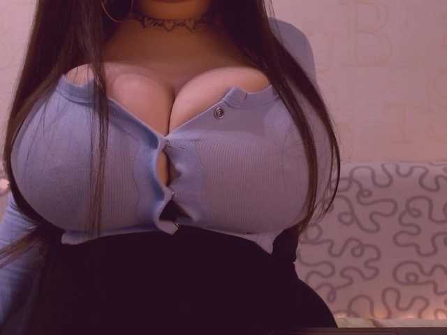 juliajam1's BongaCams show and profile