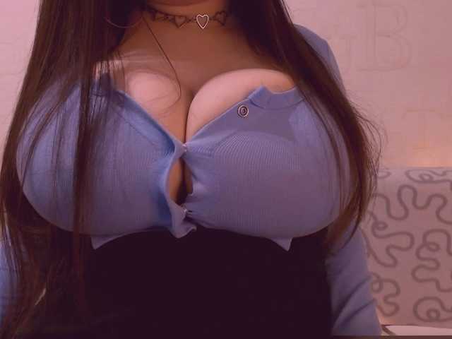 juliajam1's BongaCams show and profile