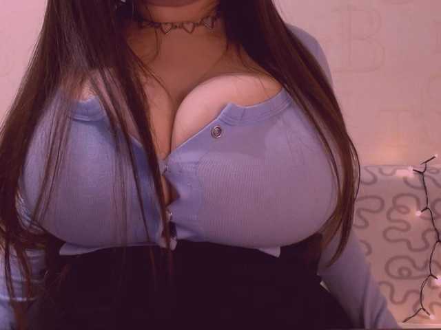 juliajam1's BongaCams show and profile