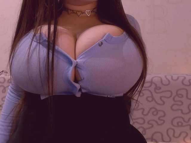 juliajam1's BongaCams show and profile