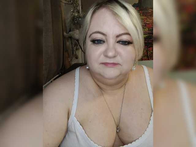 go to chat with Demonessa