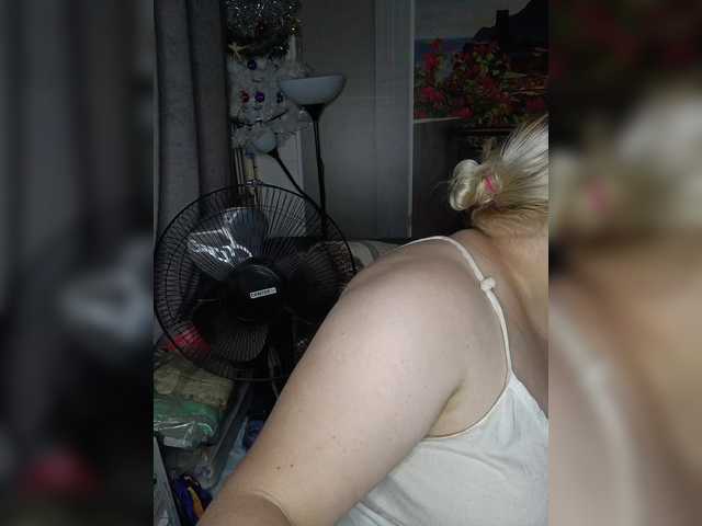 Discover Cute-Baby from BongaCams