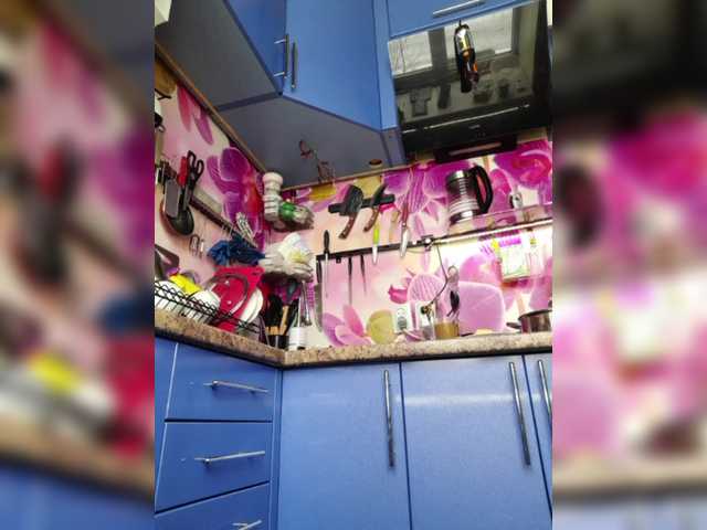 MS-86's BongaCams show and profile