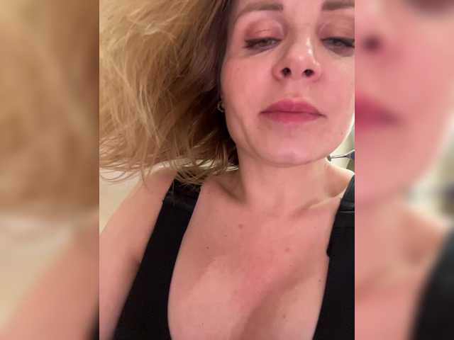 -x777x-'s BongaCams show and profile