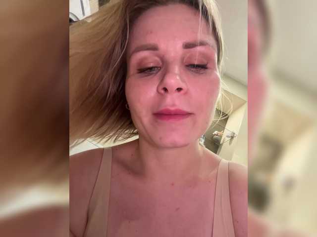 -x777x-'s BongaCams show and profile