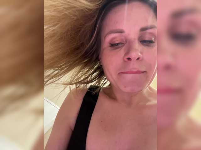 -x777x-'s BongaCams show and profile