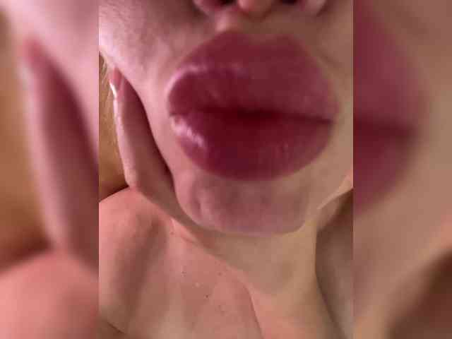 -x777x- webcam